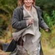 28-years-later-2025-jodie-comer-grey-trench-coat-600x750