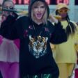 Taylor-Swift-Blind-For-Love-Tiger-Hoodie-510x680