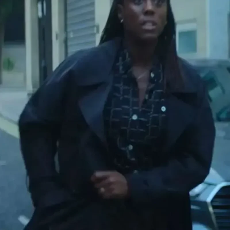 bianca-pullman-black-trench-coat