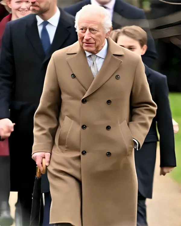 christmas-service-2024-king-charles-coat-600x750