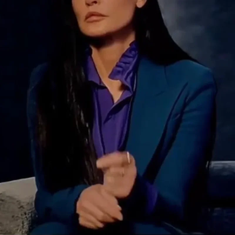 demi-moore-blue-blazer