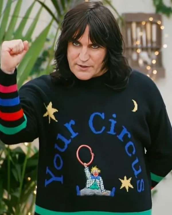 great-british-bake-off-s15-noel-fielding-your-circus-world-sweater-600x750