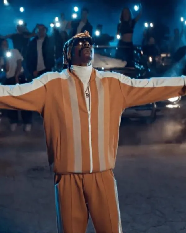 mnf-snoop-dogg-2023-tracksuit-600x750