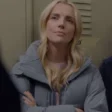 sylvie-barett-chicago-fire-s12-kara-killmer-grey-puffer-hooded-jacket