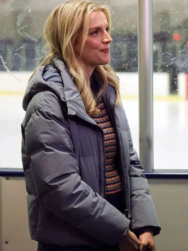 sylvie-brett-chicago-fire-s12-puffer-jacket