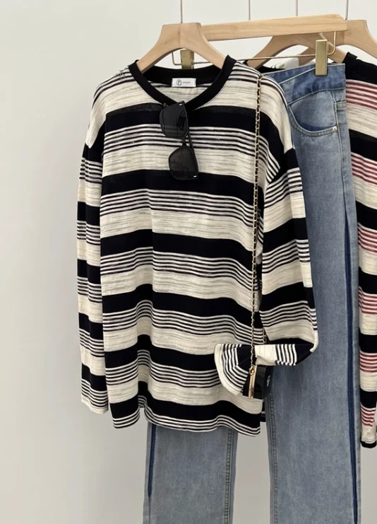 taehyung-bts-striped-long-sleeves-t-shirt