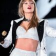 taylor-swift-eras-tour-london-2024-tailcoat