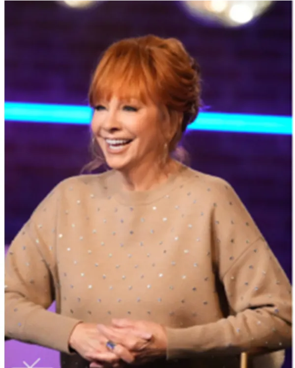 the-voice-s26-reba-mcentire-beige-embellished-jumper-600x750