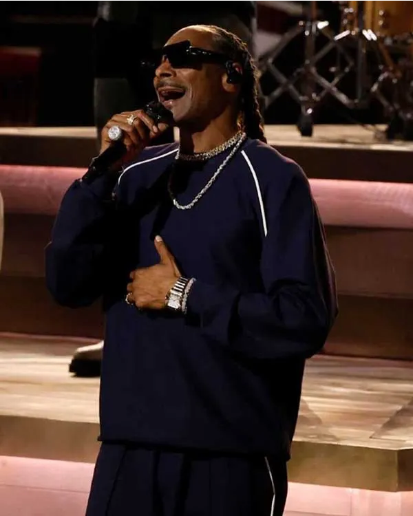 the-voice-season-26-snoop-dogg-blue-fleece-tracksuit-600x750