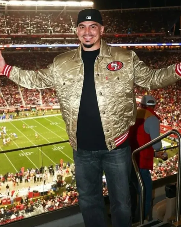 willy-adames-49ers-gold-jacket-600x750